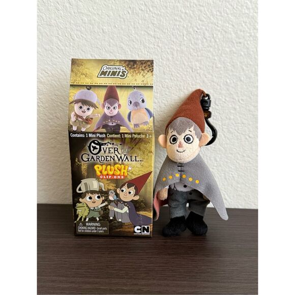 Over The Garden Wall Plush Blind Box Clip On Keychain - Wirt - Picture 1 of 5